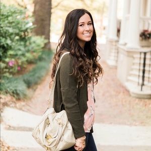 Meet your Posher, Madison